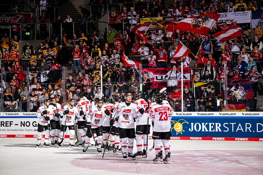 Im Vorjahr hatten Spieler und Fans beim Deutschland Cup einiges zu bejubeln - Copyright: DEB/City Press
