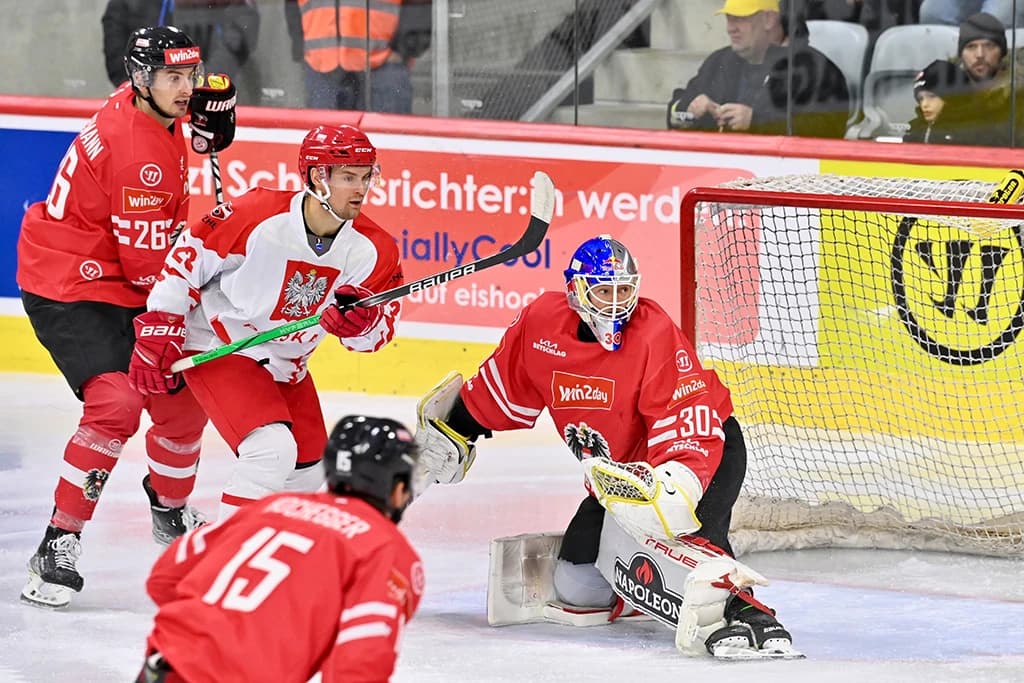 Beim Österreich-Cup vergangenen Dezember wurde David Kickert im Spiel gegen Polen zum Best Player gekürt und feierte ein Shutout - Copyright: ÖEHV/Bernd Stefan