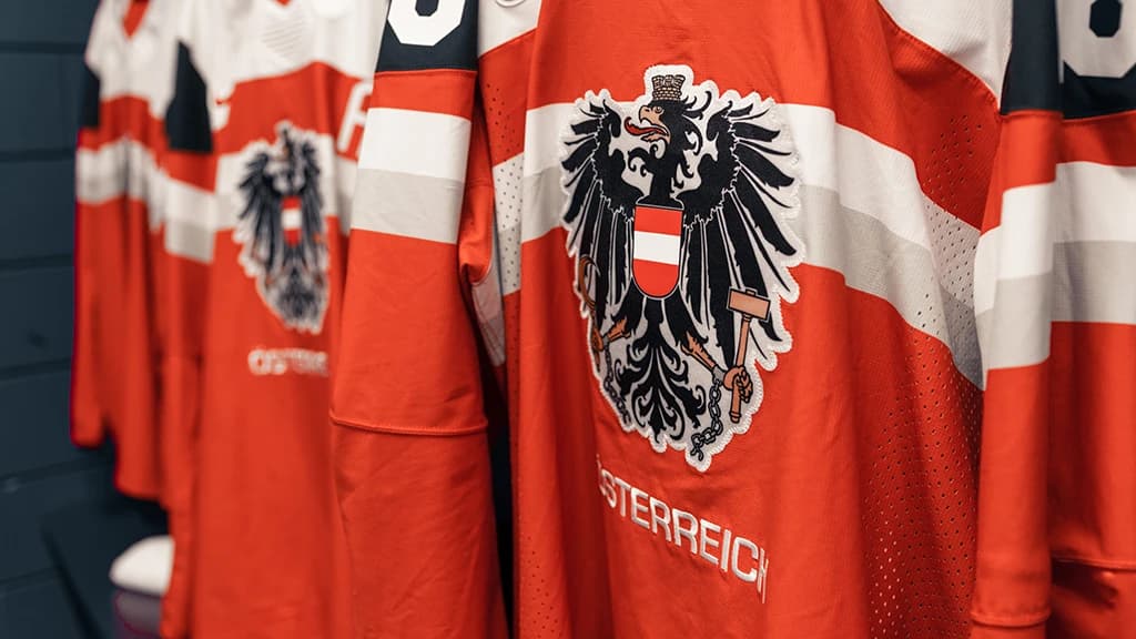 20221230 AUT-Trikot 01_c_Tobias Steiner