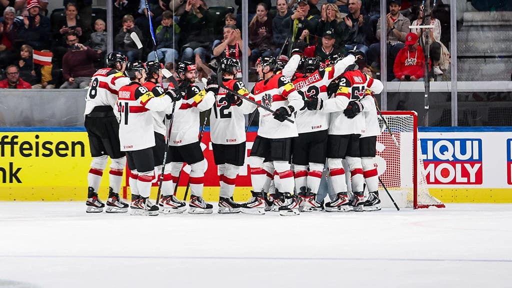 Austria celebrate their third consecutive win at the 2026 World Championship (Photo: GEPA/Matic Klansek)